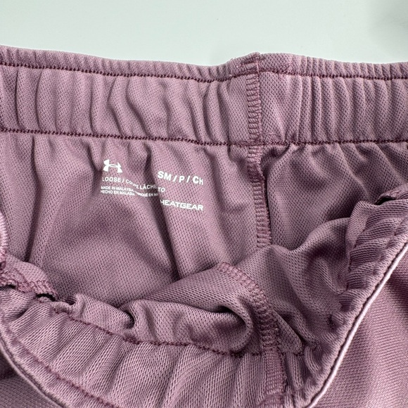 New Under Armour purple and burgundy shorts. Size small - Picture 7 of 7